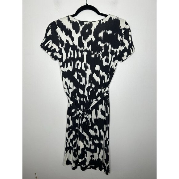 Diane von Furstenberg Zoe Silk Dress Women’s Black White Abstract Print Size 4 - Picture 4 of 9